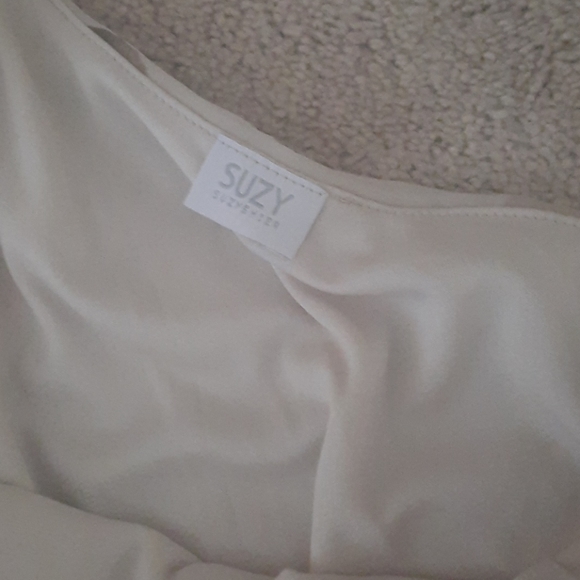 Dress - Picture 4 of 7